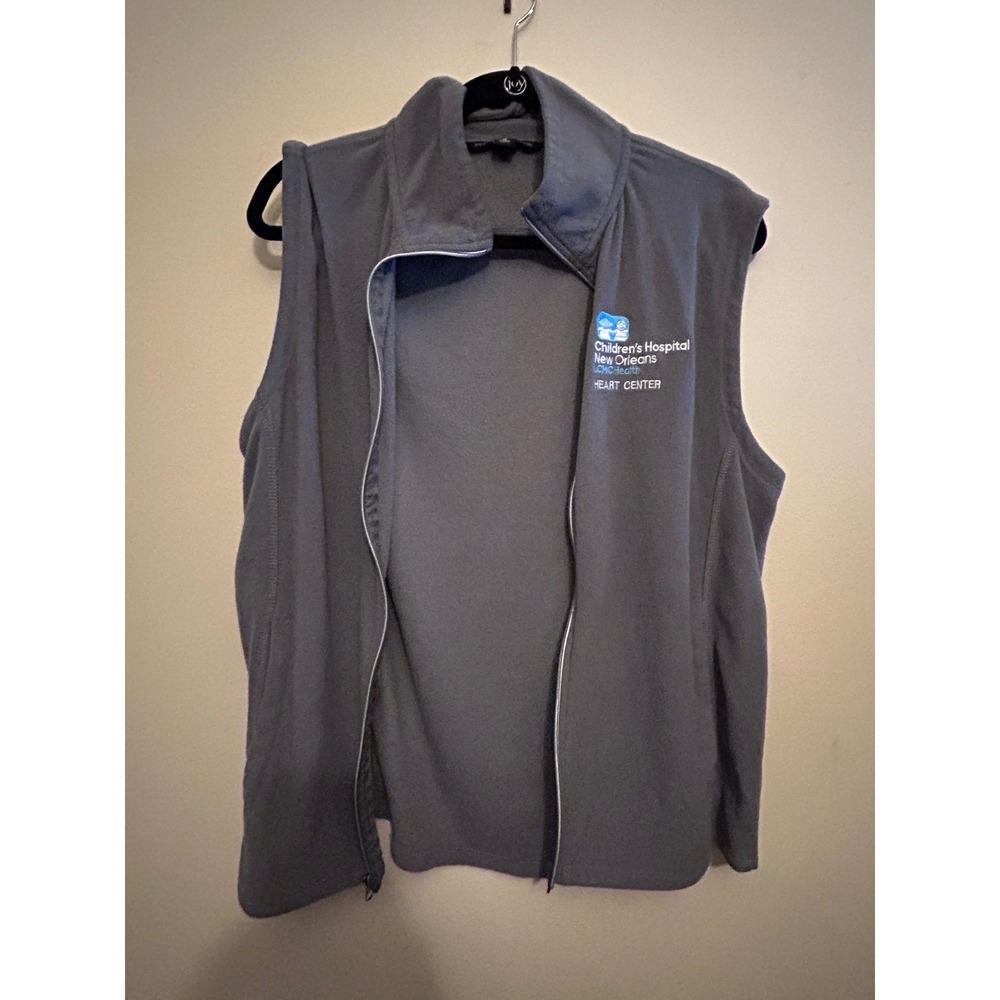 Port Authority Fleece Vest Unisex Large Gray Excellent Embroidered Hospital Logo
